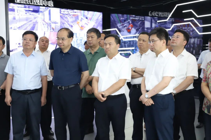 貴州黔西南州委書(shū)記陳昌旭率黨政代表團(tuán)赴中偉調(diào)研