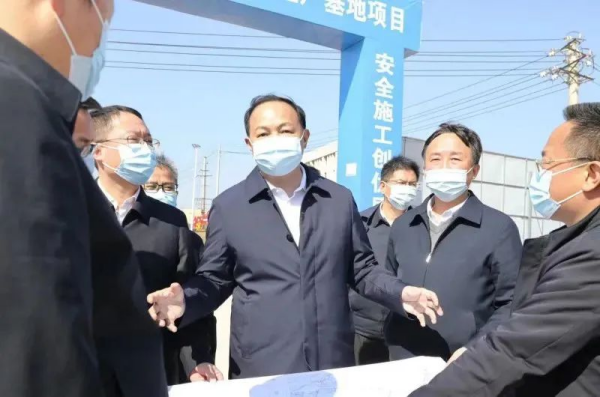 長沙市委副書記、市長鄭建新春節(jié)開工調(diào)研中偉股份全球研發(fā)基地