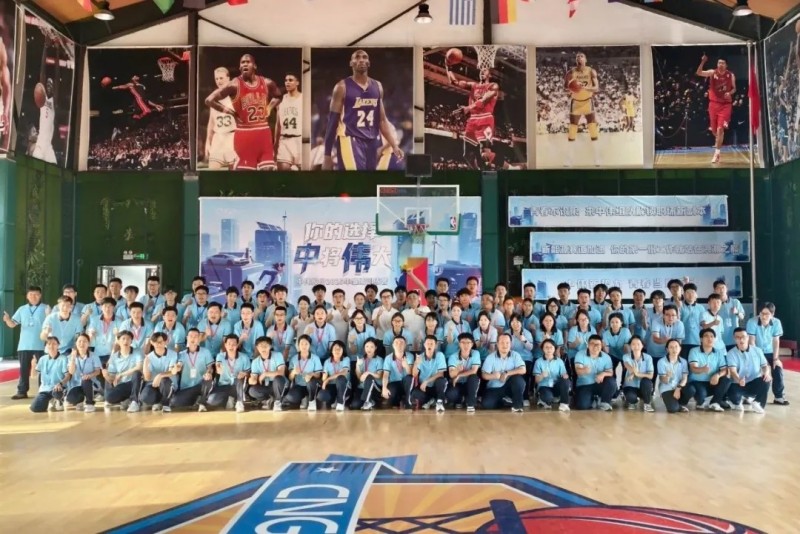 “雛鷹訓練營”圓滿結(jié)營，中偉股份2025屆校招生共赴新程