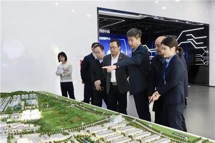 穩(wěn)中求進|貴州證監(jiān)局黨委書記、局長陳國飛蒞臨中偉股份調研上市公司高質量發(fā)展